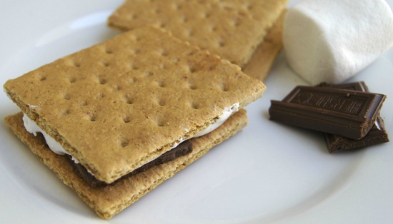 HERSHEY'S CAMP BONDFIRE