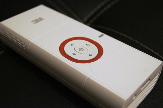 3M Mobile Projector 3M Mobile Projector
