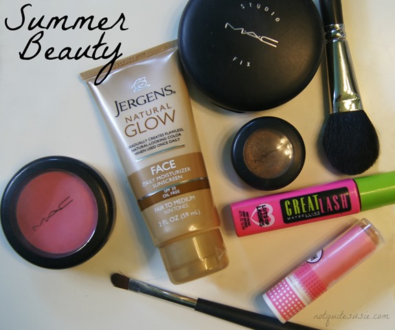 Summer Beauty Regimen #JergensNaturalGlow Summer Beauty Regimen #JergensNaturalGlow