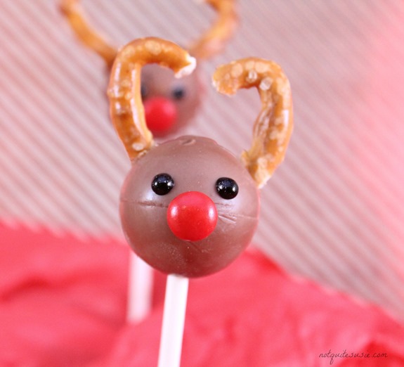 Easy Holiday Candy Recipe Rudolph Truffle Pops