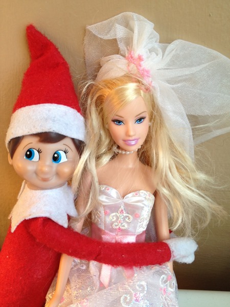 Elf on the Shelf getting married!