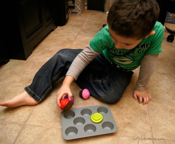 cupcake shape sorter