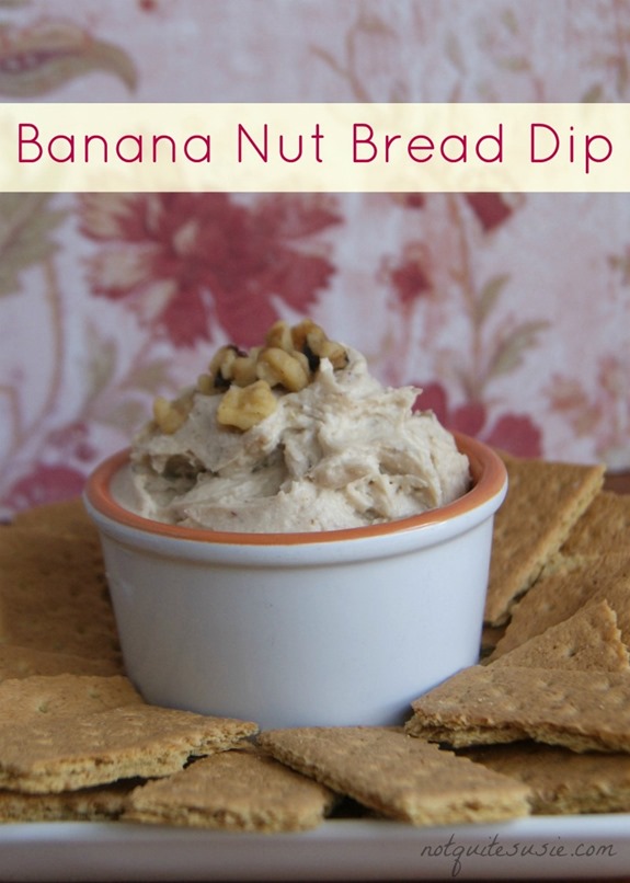 Banana Nut Bread Dip- perfect for sliced apples, vanilla wafers, graham crackers, pretzels, bagels, pancakes, toast and even cake!