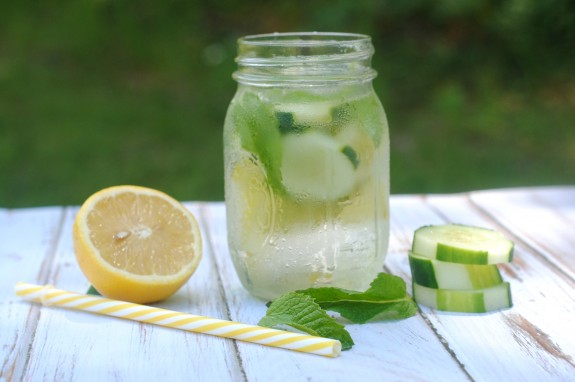  Drinking enough water is so important for your health! Whether you’re trying to drink more water to detox your body or for fitness or weight loss goals, flavored and fruit infused water makes it a little more fun! This recipe for Cucumber Lemon Mint Infused Water is delicious and easy to make, so you’ll stay hydrated all summer long.