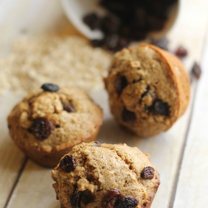 Oatmeal Raisin Cookie Muffins