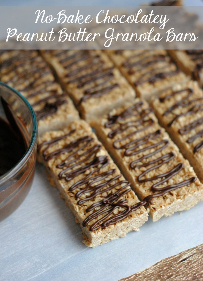 No-Bake Chocolatey Peanut Butter Granola Bars Recipe- perfect for breakfast, snacks, lunchboxes or dessert!