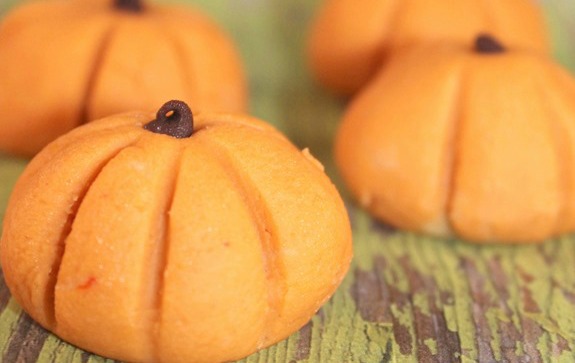 No Bake Peanut Butter Pumpkin Bites