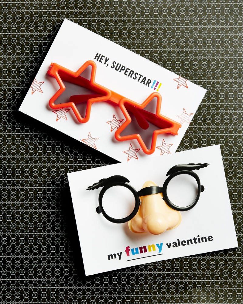 Silly Glasses Valentine's Day Cards- Free Printable!