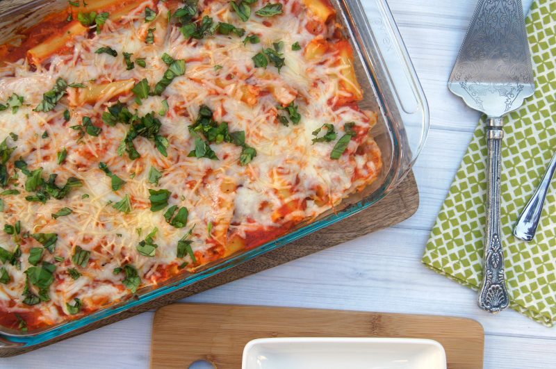 Need an easy, meatless baked ziti recipe? This one features mozzarella, ricotta, parmesan and fresh basil and it’s so good, you won’t even miss the meat!