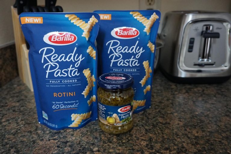 Chicken Pesto Rotini Recipe {Super Quick Weeknight Meal Idea!} {Not