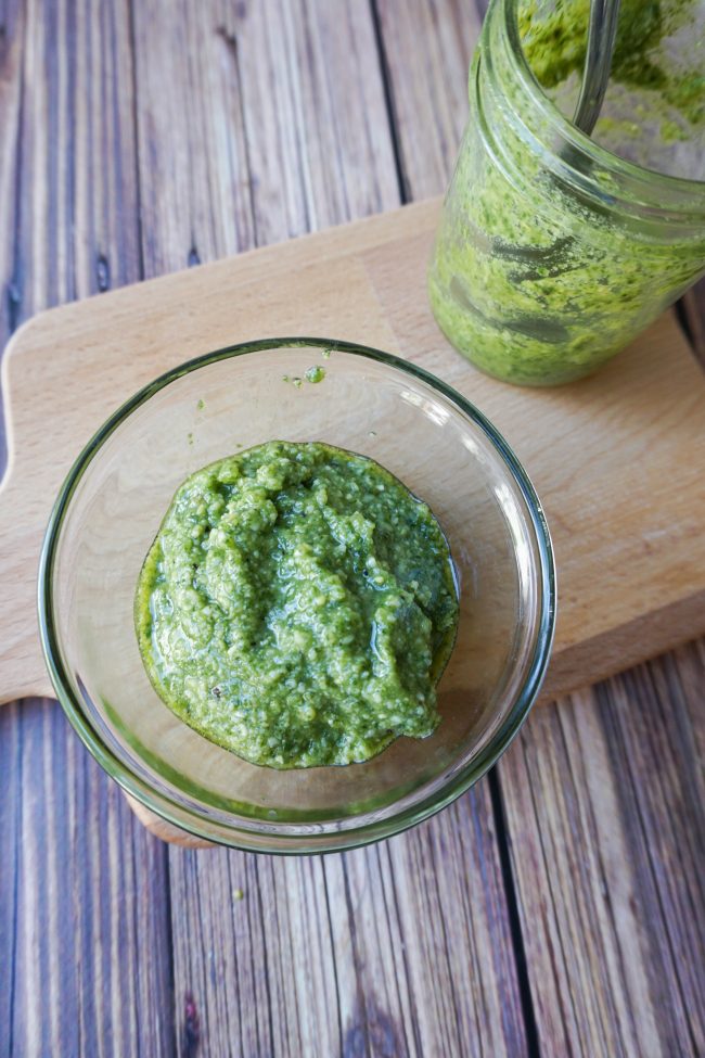 Pesto is a delicious sauce featuring fresh basil that you can use on all kinds of dishes, including chicken, pasta, risotto, and even pizza! This easy homemade pesto recipe shows you how to get fresh and delicious pesto in just one step!