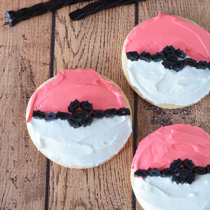 Pokeball Cookies