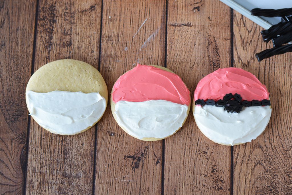 Having a Pokemon birthday party? Or have kids who just love all the Pokemon characters? This Pokeball Sugar Cookie Recipe is easy and delicious- and so cute!