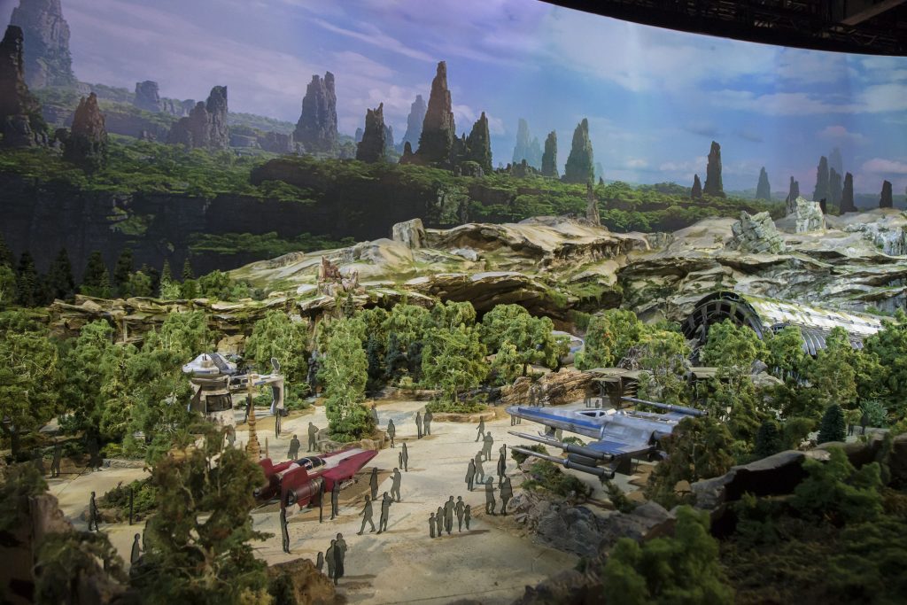 Are you planning a trip to Disneyland or Walt Disney World for the 2019 opening of the new Star Wars themed land, Galaxy’s Edge? Check out this post first to read about the food and collectible merch, crowd tips, and more before you enjoy the newest land from Disney!