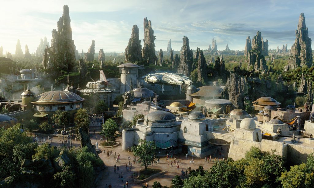 Are you planning a trip to Disneyland or Walt Disney World for the 2019 opening of the new Star Wars themed land, Galaxy’s Edge? Check out this post first to read about the food and collectible merch, crowd tips, and more before you enjoy the newest land from Disney!