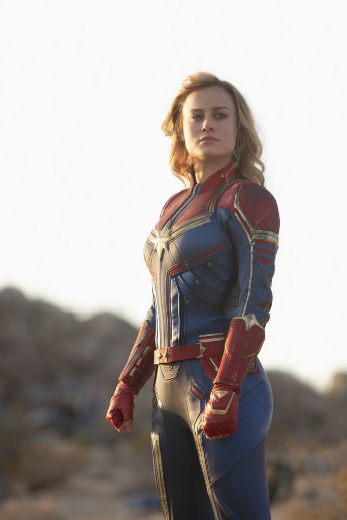 Who doesn’t love the Captain Marvel movie inspired by the comics? Brie Larson was totally kicking butt and Goose is the cutest Flerken ever- we need some Goose memes! In the meantime, you can make this DIY Homemade Captain Marvel Logo Jar Vase!