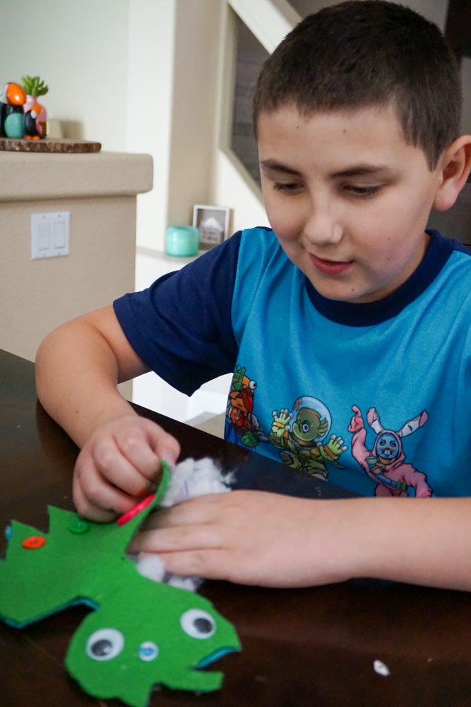 Have kids who love the Ugly Dolls movie? You can make your own DIY Uglydolls with this easy no sew tutorial! No pattern is required and you can let your kids be creative and use their imaginations!