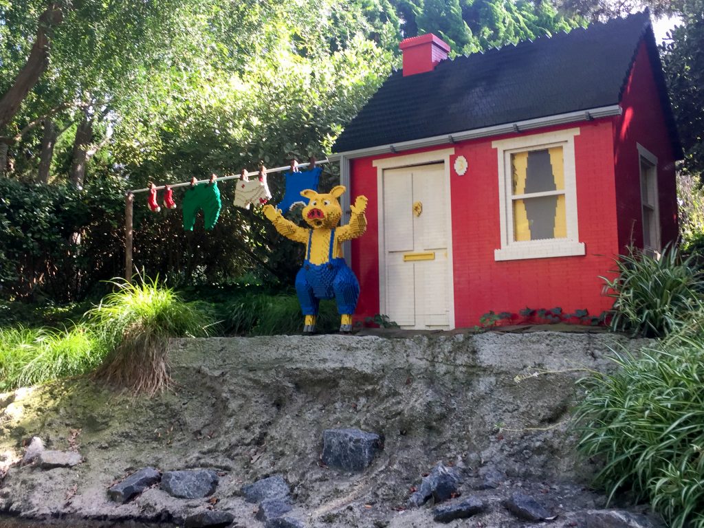If you’ve seen adorable pictures from LEGOLAND California Resort, you may be wondering when the best time to go to Legoland in San Diego is. Check out this post for tips based on crowds, weather, special events, new rides, and more- and learn how to save on your hotel and tickets too!