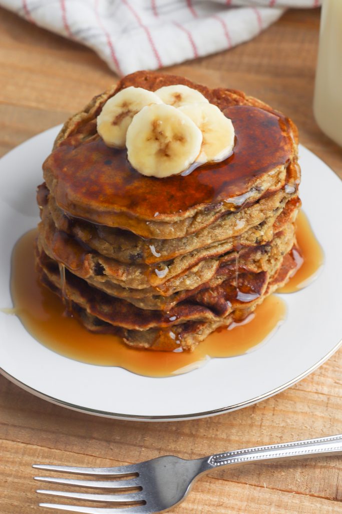 Who doesn’t love homemade pancakes from scratch on a weekend morning? These Peanut Butter Banana Oat Pancakes are fluffy and delicious- and aside from the chocolate chips, they’re even healthy! This recipe is easy enough for kids to help with too.