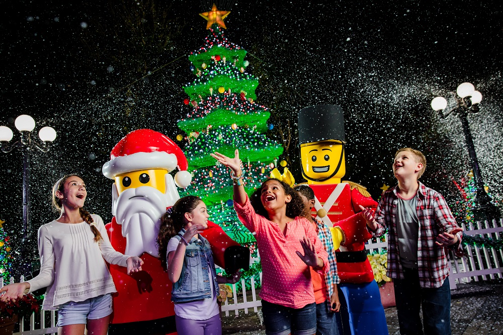 If you’ve seen adorable pictures from LEGOLAND California Resort, you may be wondering when the best time to go to Legoland in San Diego is. Check out this post for tips based on crowds, weather, special events, new rides, and more- and learn how to save on your hotel and tickets too!