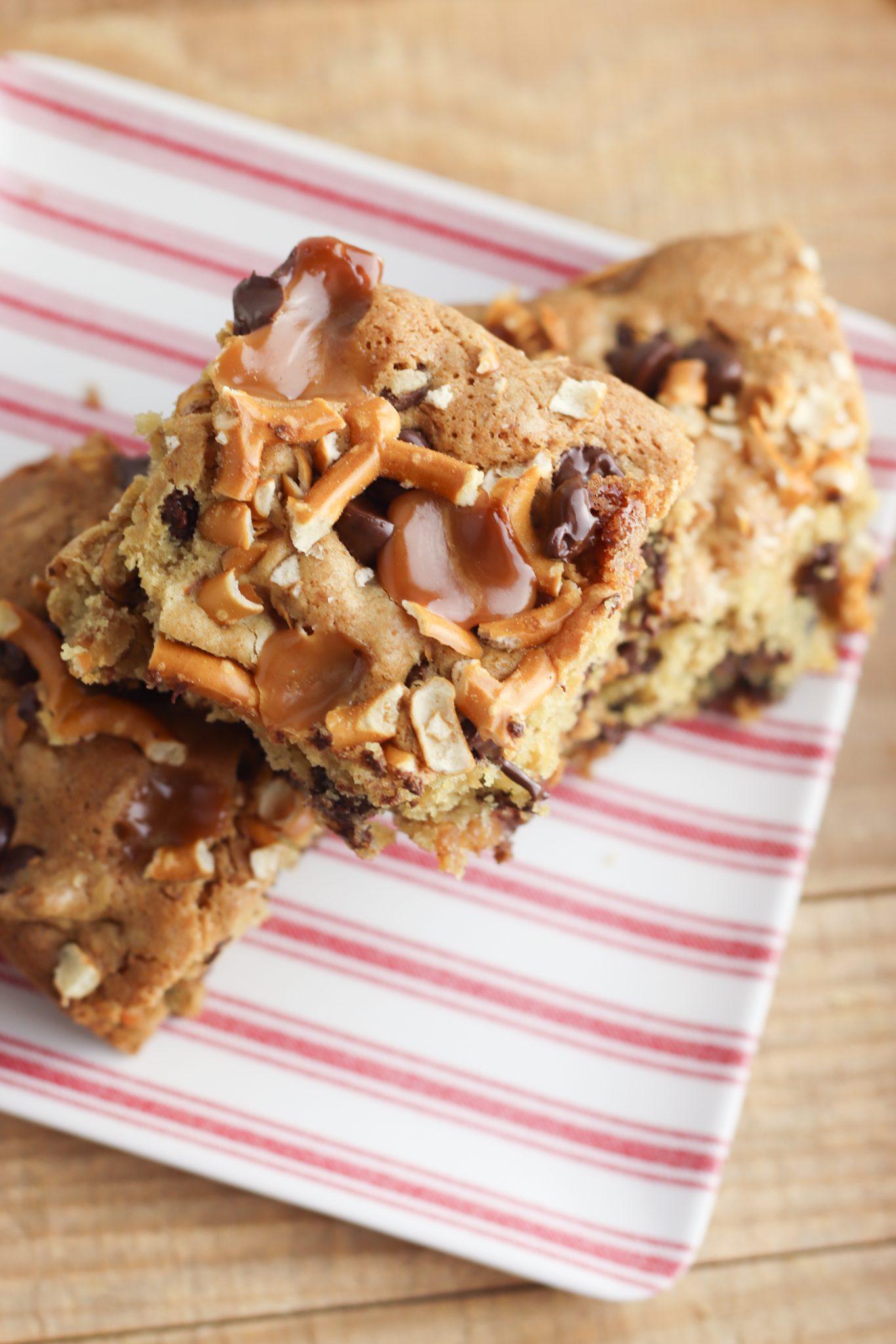 Kitchen Sink Cookie Bars {Not Quite} Susie Homemaker