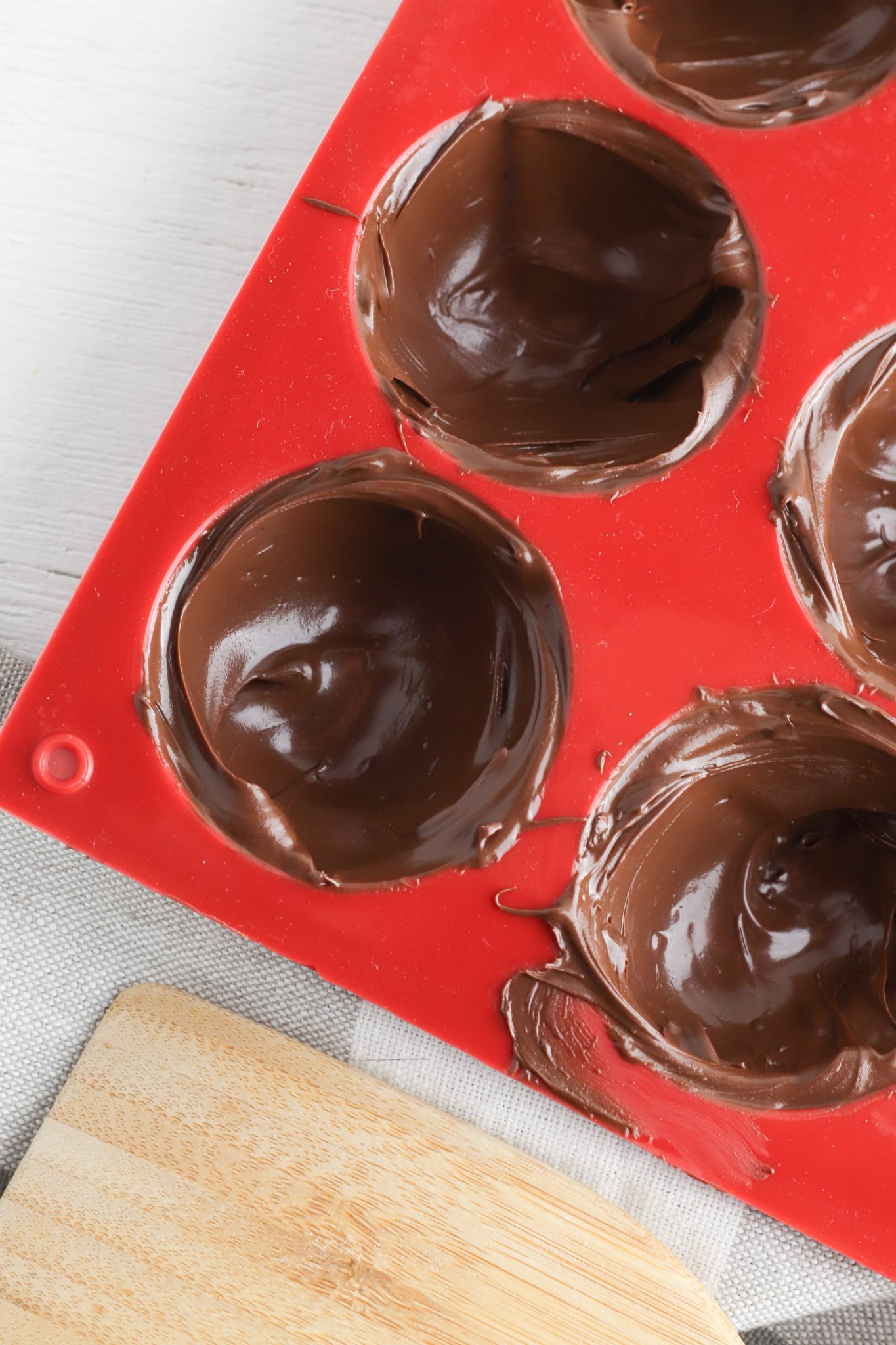 Homemade DIY Hot Cocoa Bombs Recipe {Not Quite} Susie Homemaker