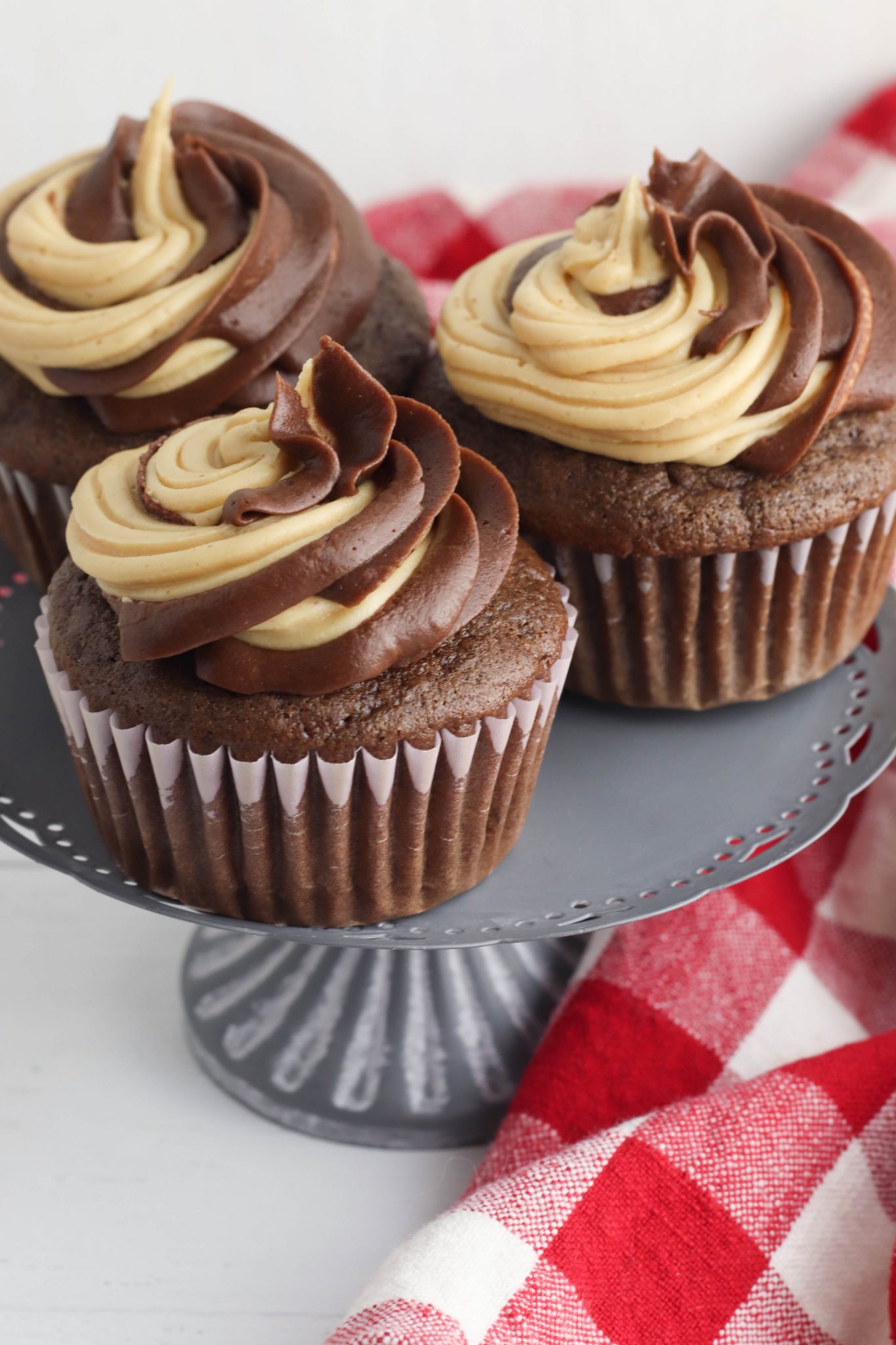 Chocolate Peanut Butter Cupcakes Recipe {Not Quite} Susie Homemaker