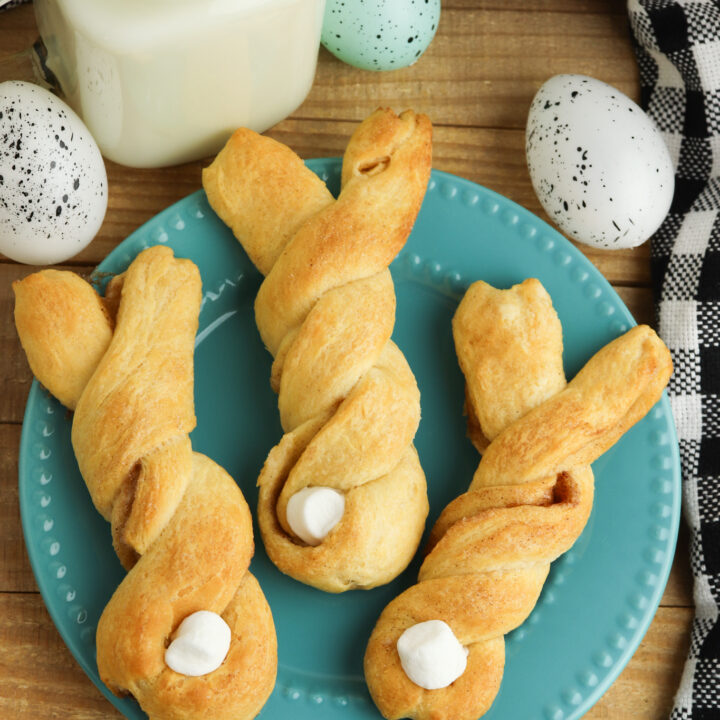 Easter Bunny Crescent Roll Twists