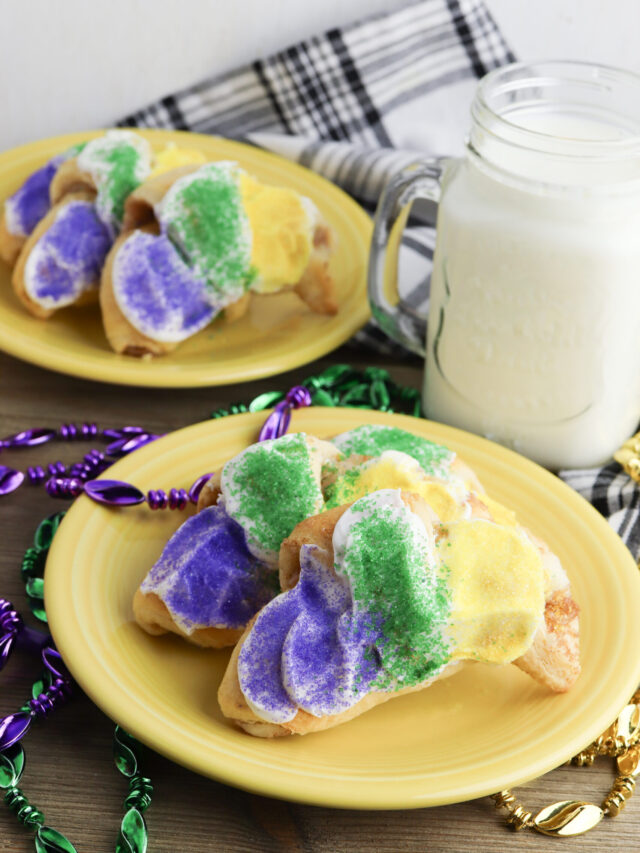 King Cake Crescent Rolls Recipe {Not Quite} Susie Homemaker